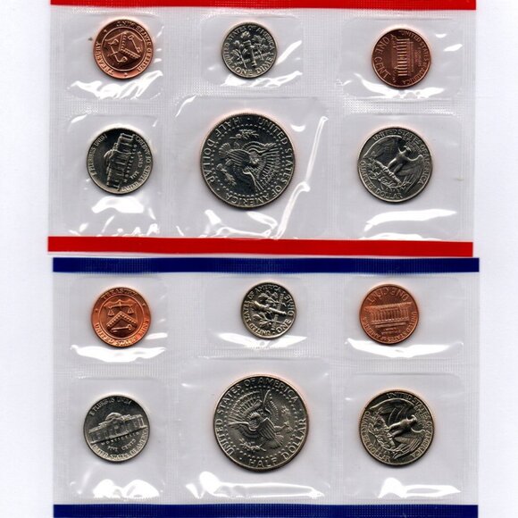 1997-P&D Uncirculated Set... 10 Coin Set... In Original US Mint Packaging - Picture 2 of 3